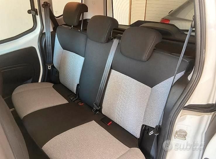 Usata Fiat Qubo Trekking 80 CV (58 kW) 2017 Bianco Monovolume