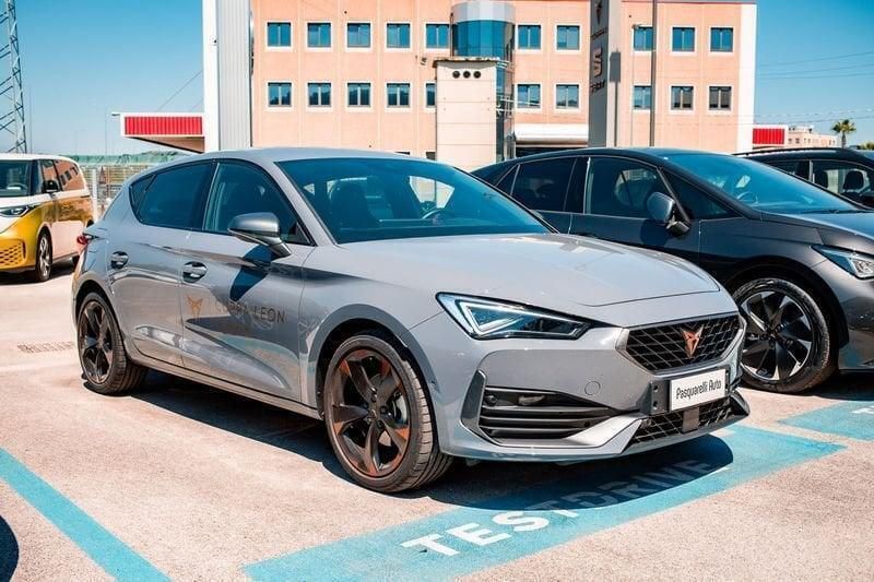 Usata Cupra Leon 150 CV (110 kW) 2022 Grigio Berlina