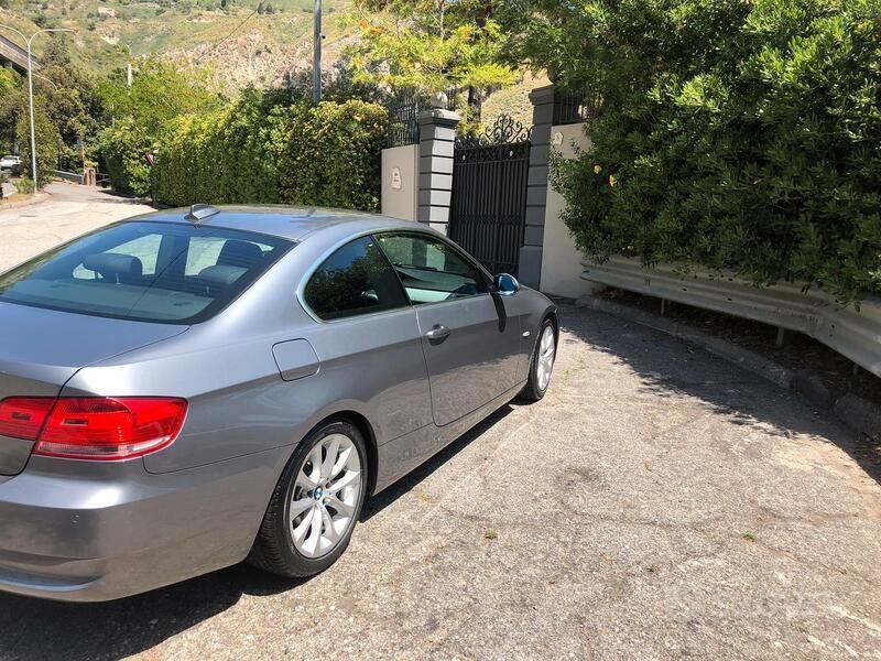 Usata BMW 325 218 CV (160 kW) 2006 Grigio Coupé