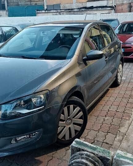 Usata VW Polo Comfortline 70 CV (51 kW) 2010 Grigio Berlina