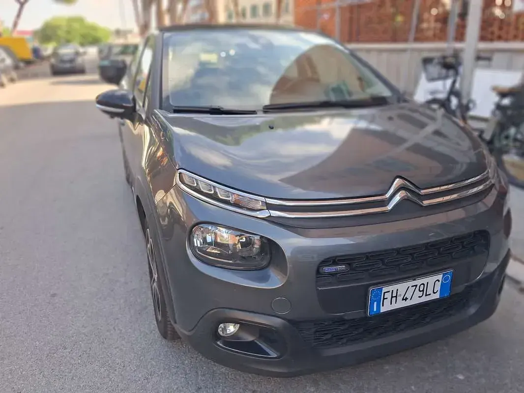 Usata Citroën C3 PureTech 82 CV (60 kW) 2017 Grigio Berlina