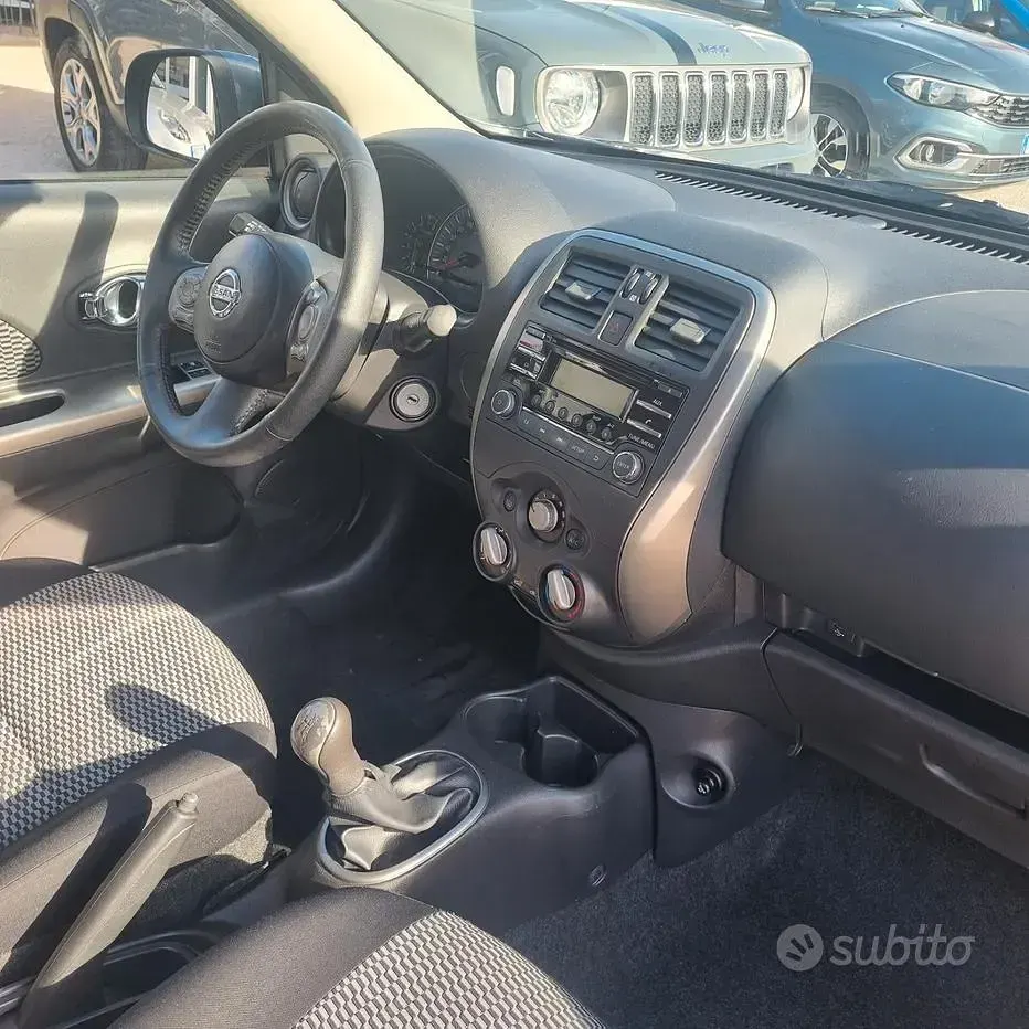 Occasion Nissan Micra Tekna 80 PK (58 kW) 2017 Blauw Hatchback