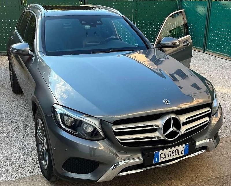 Usata Mercedes GLC220 Exclusive 170 CV (125 kW) 2019 Grigio SUV
