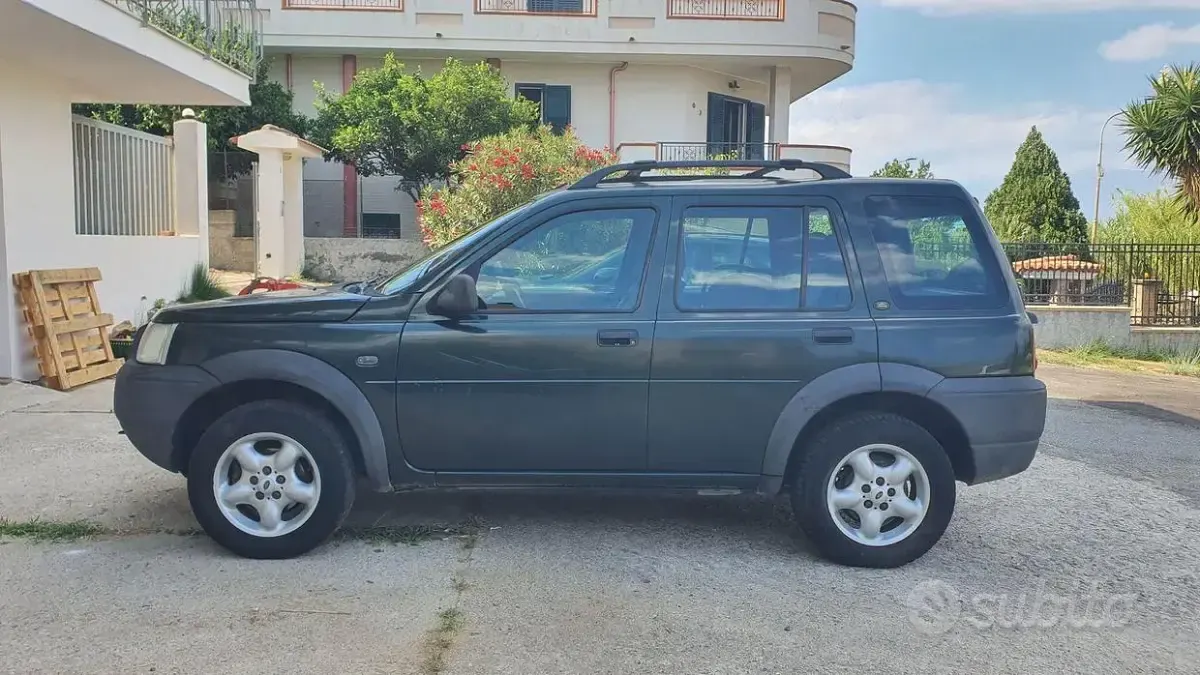 Usata Land Rover Freelander 111 CV (81 kW) 2002 Verde SUV