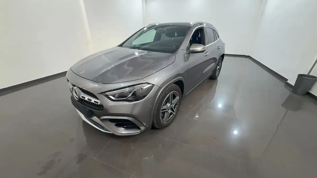 Usata Mercedes GLA200 AMG line 150 CV (110 kW) 2024 SUV