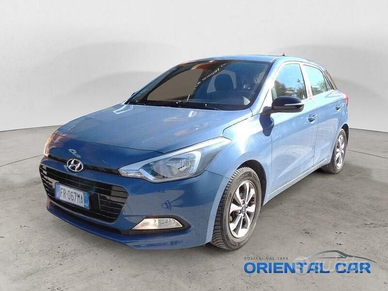 Blu Usata 2018 Hyundai i20 GO! Tre volumi | 7990 € (Ottimo prezzo) - Immagine 1/4