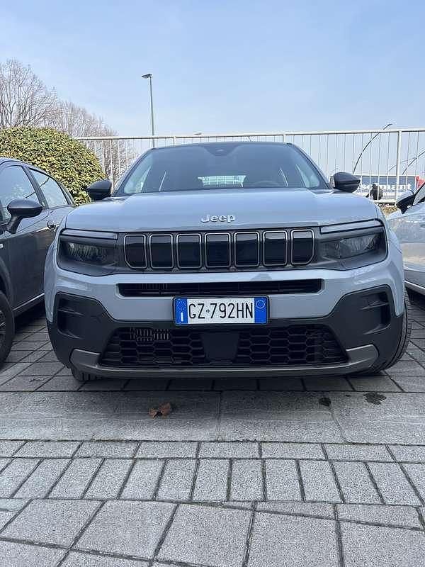 Usata Jeep Avenger 136 CV (100 kW) 2025 Grigio SUV
