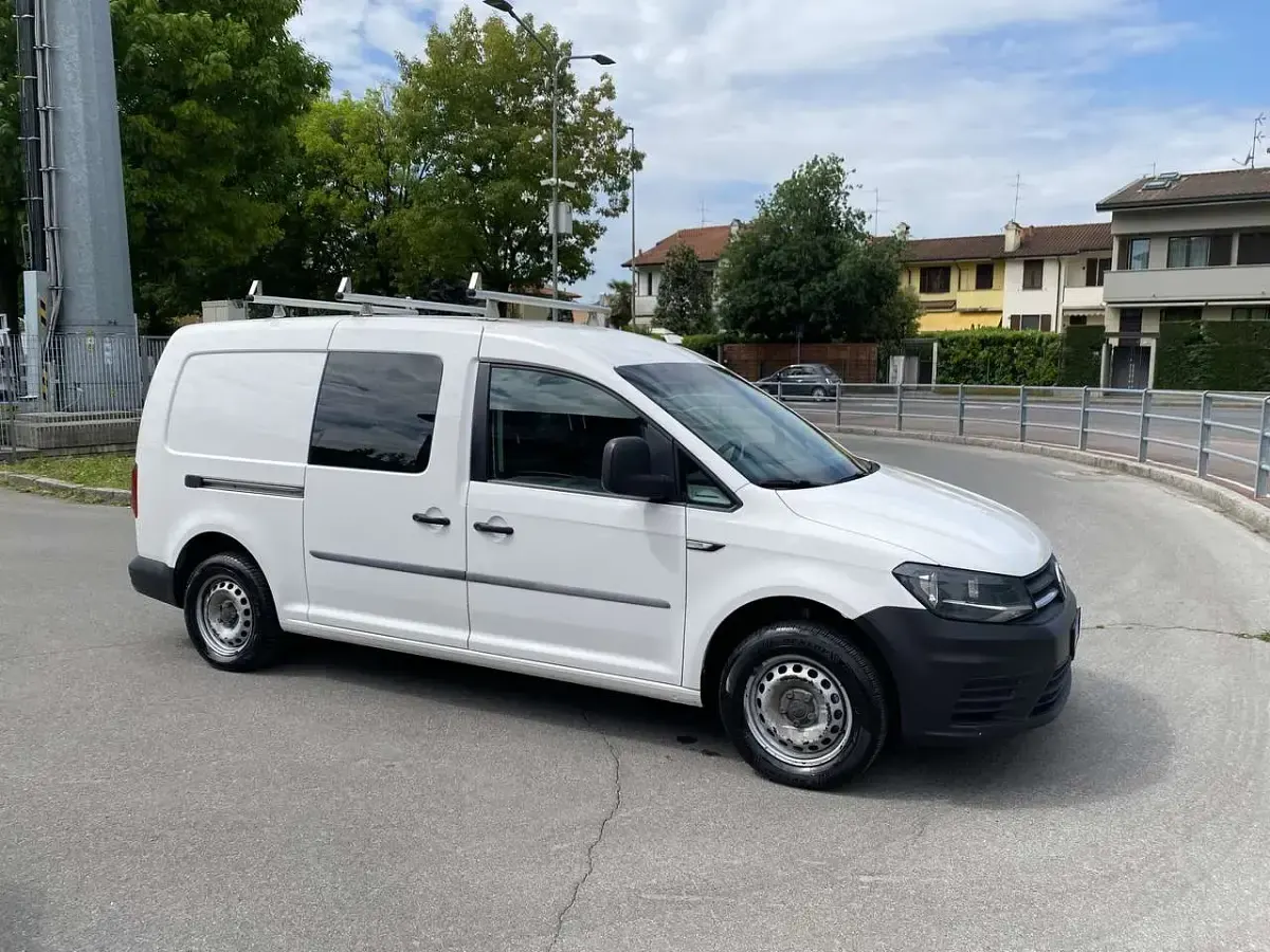 Begagnad VW Caddy 102 HK (75 kW) 2017 Other Minibuss