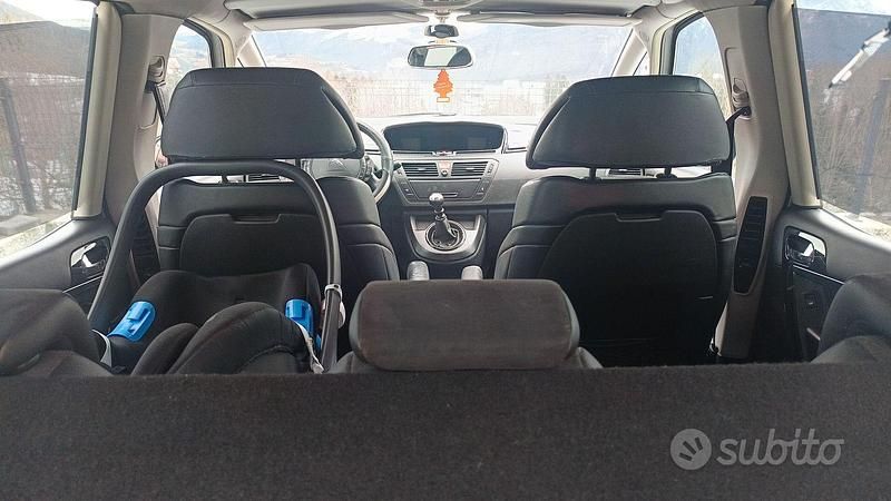 Usata Citroën C4 110 CV (80 kW) 2012 Grigio Berlina