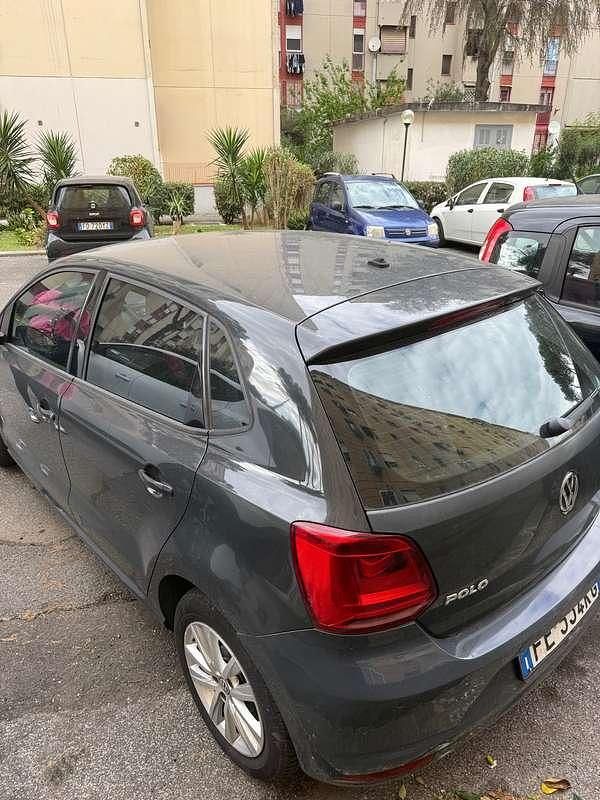 Usata VW Polo Comfortline 75 CV (55 kW) 2016 Grigio Berlina