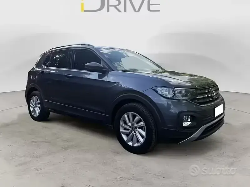 Usata VW T-Cross Style 110 CV (80 kW) 2022 Grigio SUV