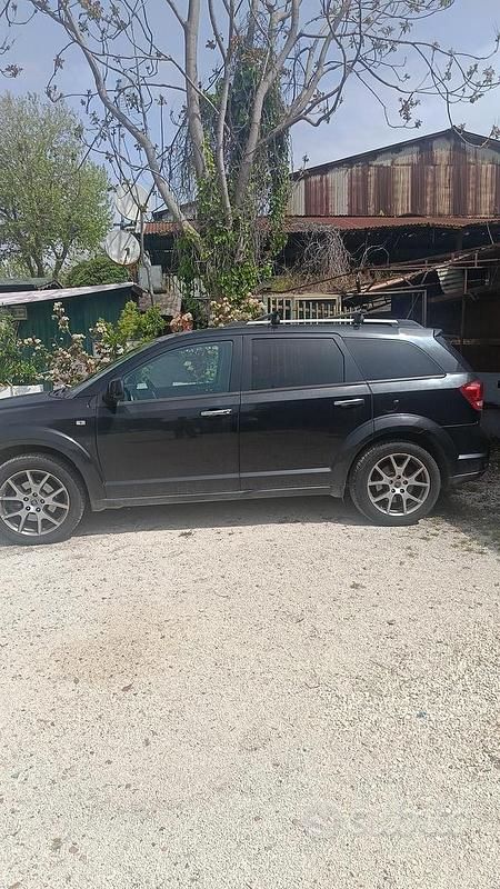 Usata Fiat Freemont Lounge 170 CV (125 kW) 2015 Nero SUV