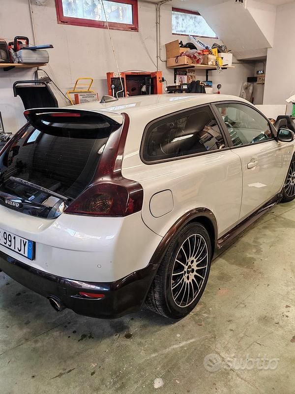 Usata Volvo C30 260 CV (191 kW) 2007 Utilitaria