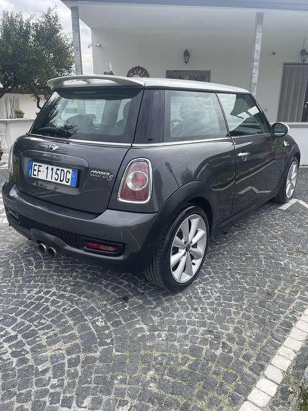 Usata Mini Cooper S 184 CV (135 kW) 2010 Utilitaria