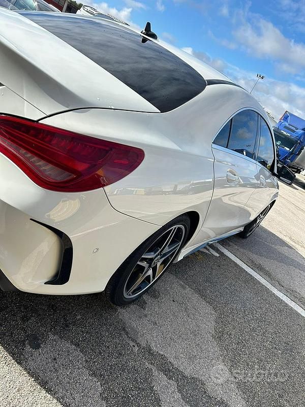 Usata Mercedes CLA220 Premium 177 CV (130 kW) 2014 Berlina