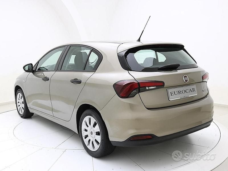 Usata Fiat Tipo Easy 95 CV (69 kW) 2019 Grigio Berlina