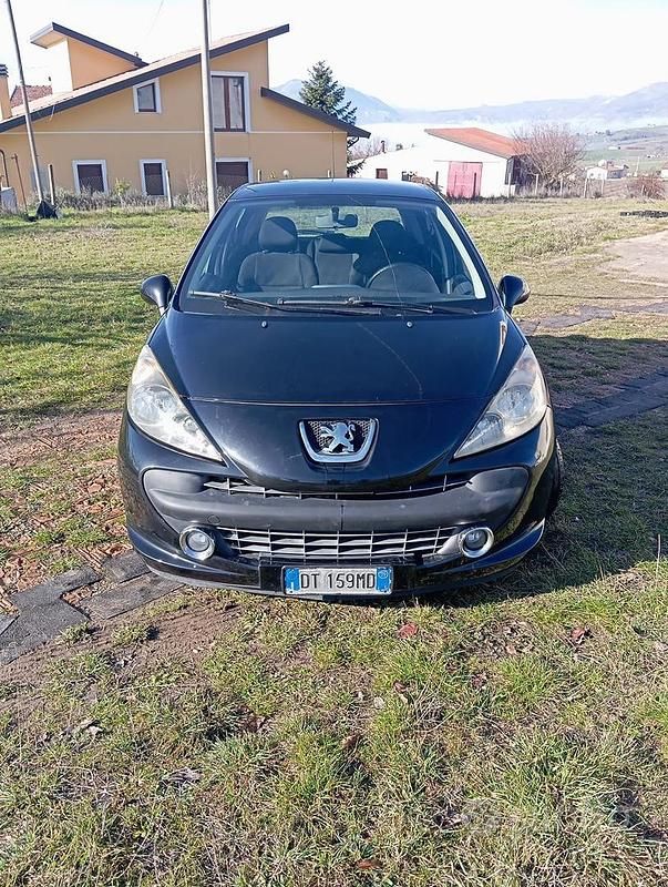 Usata Peugeot 207 70 CV (51 kW) 2009 Nero Berlina