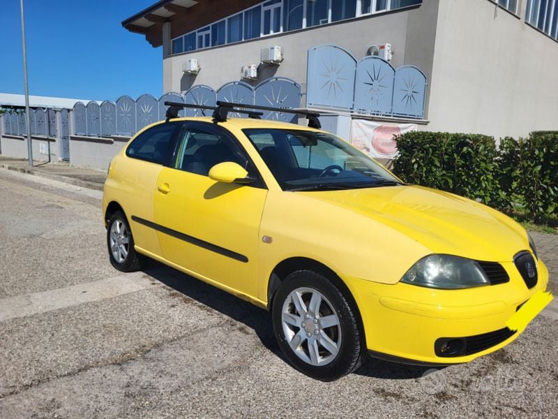 Giallo Usata 2005 Seat Ibiza Sport Tre volumi | 600 € (Super prezzo) - Immagine 1/4