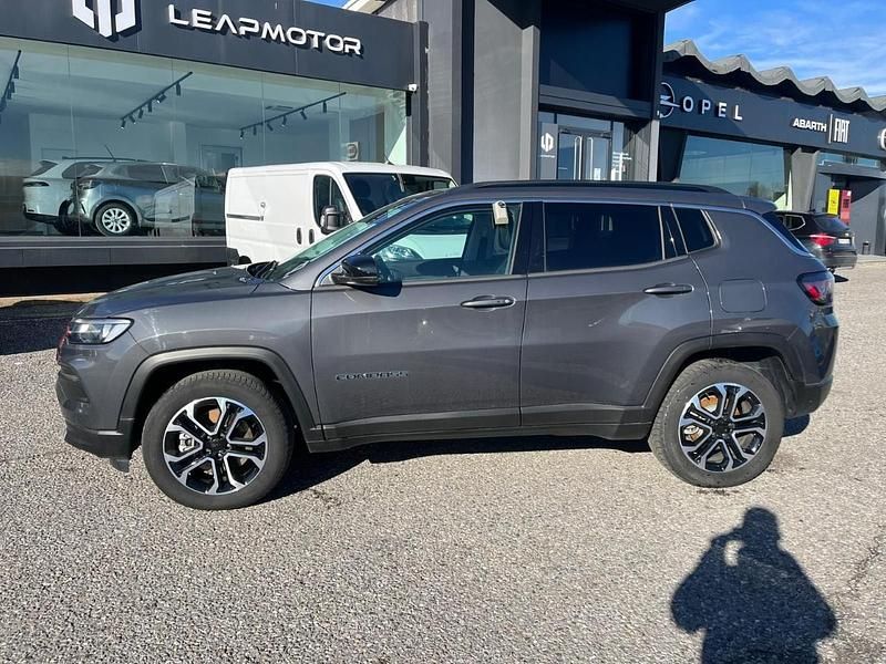 Usata Jeep Compass Limited 190 CV (139 kW) 2024 Grigio scuro SUV