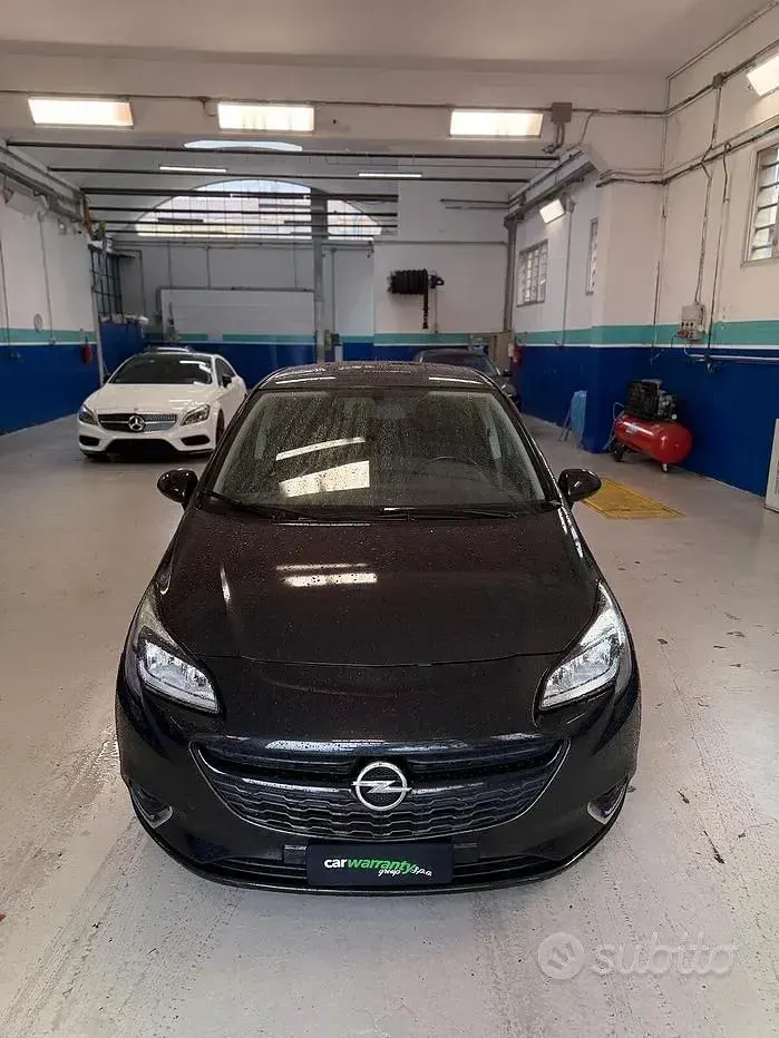 Usata Opel Corsa 90 CV (66 kW) 2015 Nero Utilitaria