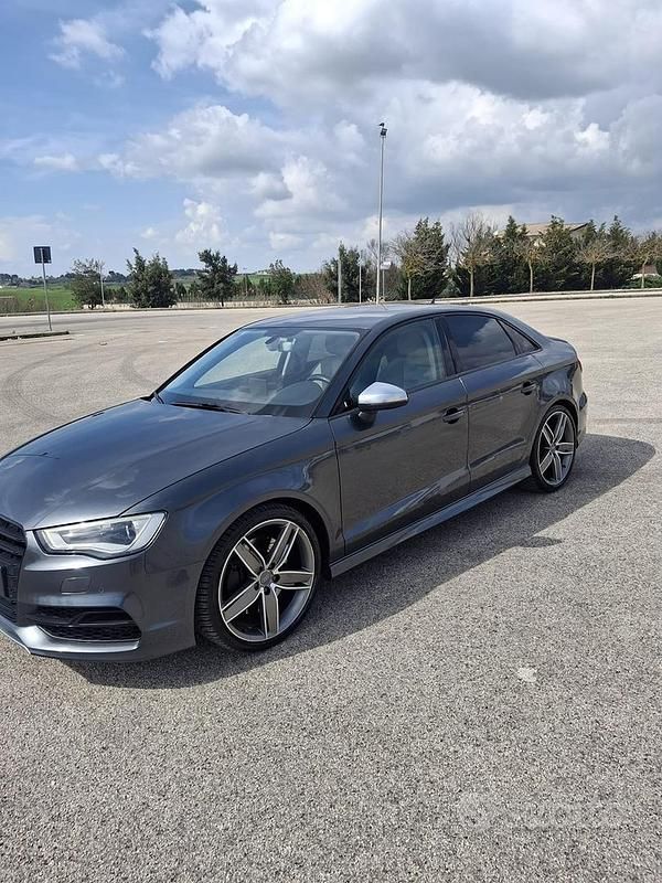 Usata Audi S3 300 CV (220 kW) 2015 Grigio Berlina