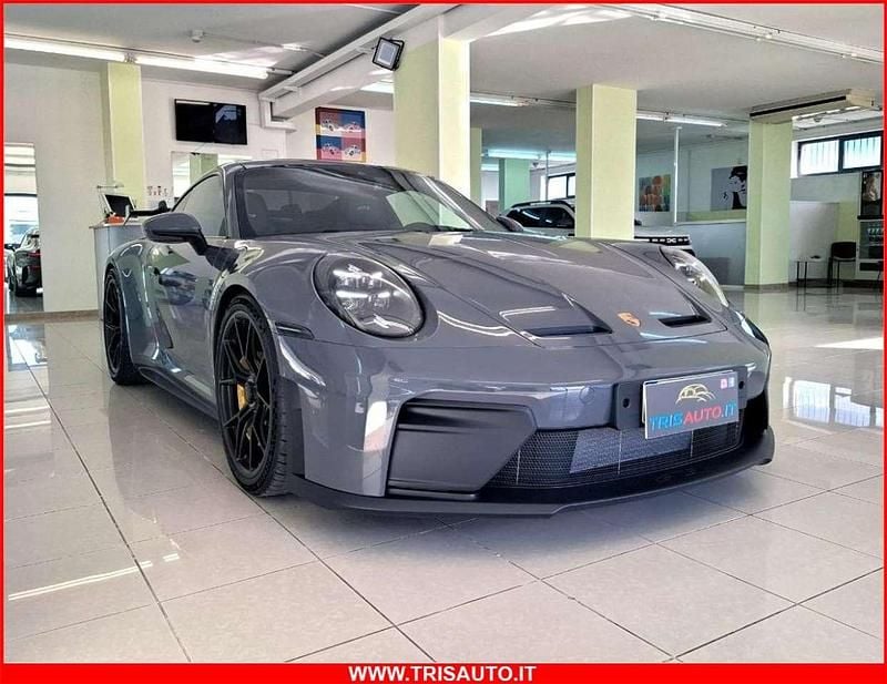 Grigio Nuova 2026 Porsche 911 GT3 Coupé | 248.000 € (Molto cara) - Immagine 1/4