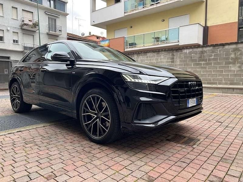 Usata Audi Q8 Sport 286 CV (210 kW) 2019 Nero SUV