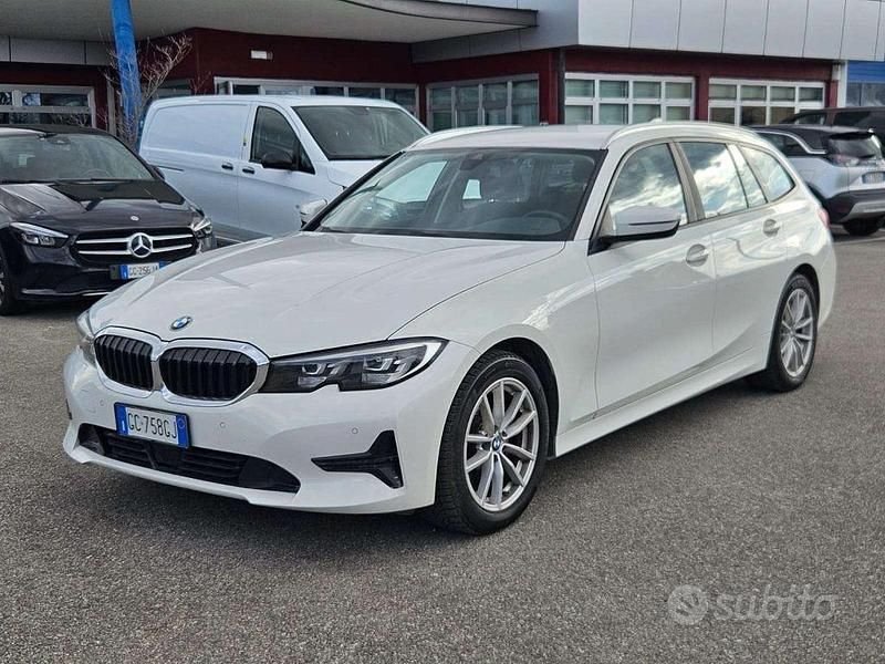 Usata BMW 318 150 CV (110 kW) 2020 Bianco Station wagon