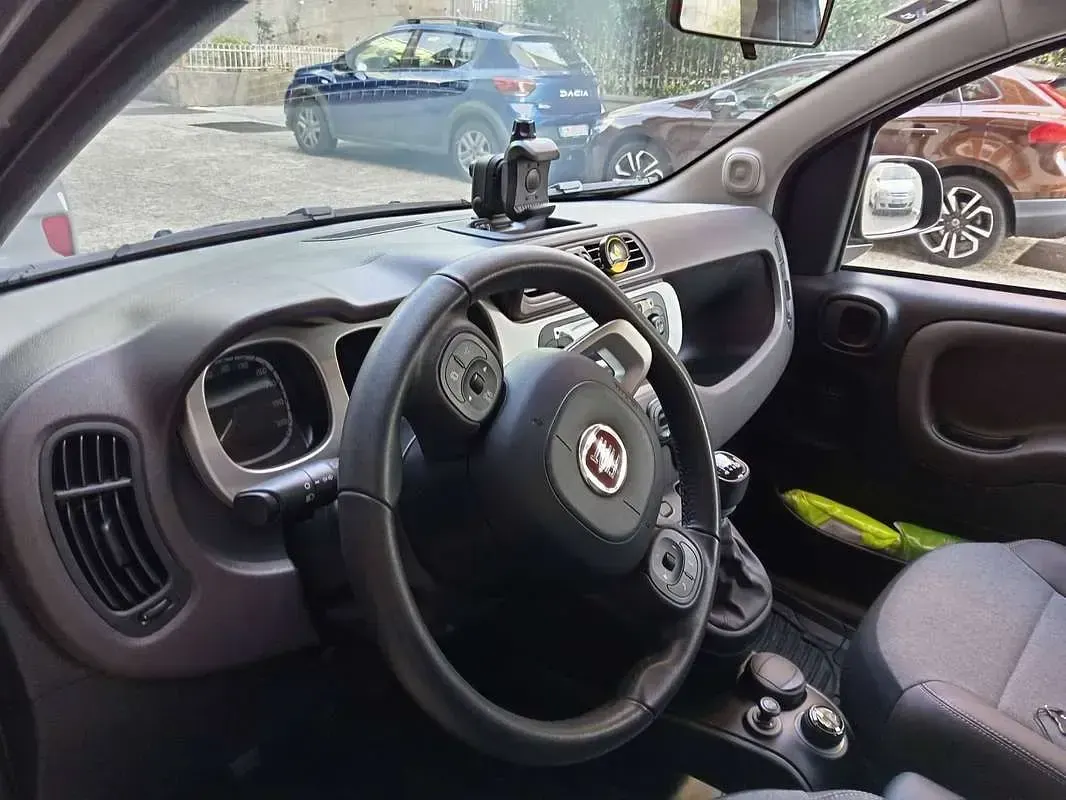 Usata Fiat Panda Cross Cross 69 CV (50 kW) 2021 Grigio Utilitaria