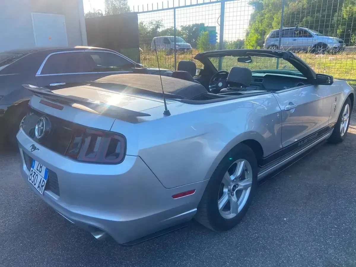 Usata Ford Mustang 307 CV (225 kW) 2015 Other Cabrio