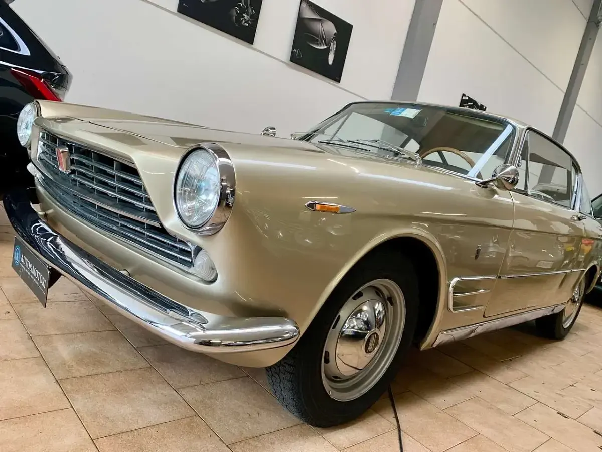 Usata Fiat 2300 Abarth 105 CV (77 kW) 1962 Oro Coupé