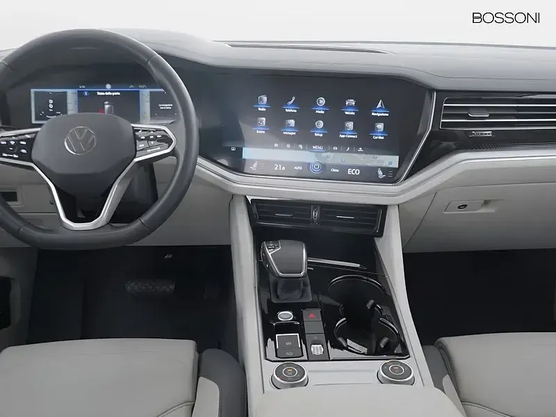 Usata VW Touareg Elegance 231 CV (169 kW) 2023 Grigio SUV