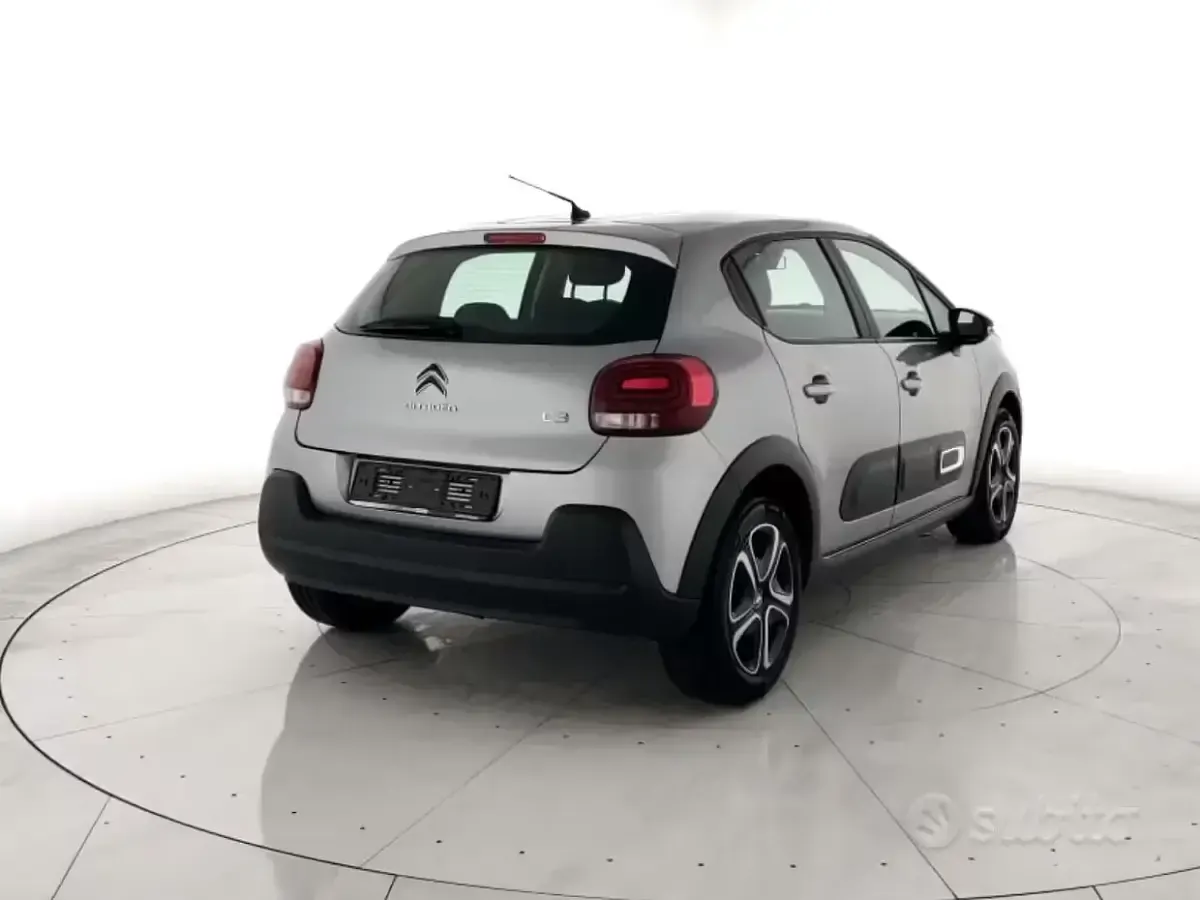 Usata Citroën C3 PureTech 83 CV (61 kW) 2024 Grigio Monovolume
