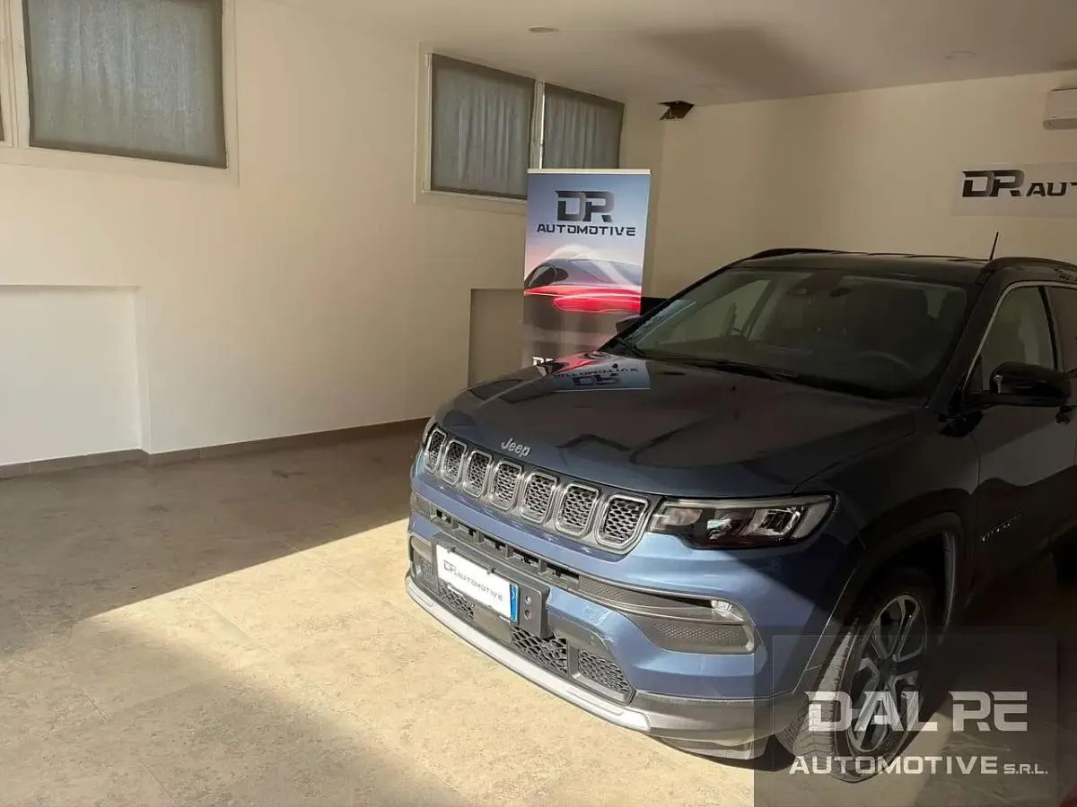 Usata Jeep Compass Limited 190 CV (139 kW) 2023 Blu/azzurro SUV