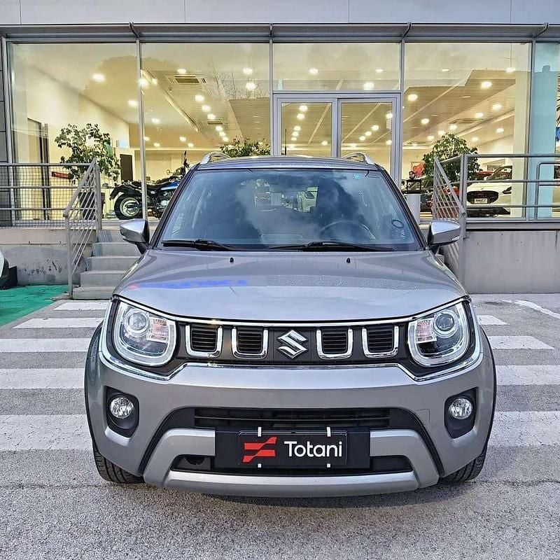 Usata Suzuki Ignis 83 CV (61 kW) 2021 Argento SUV