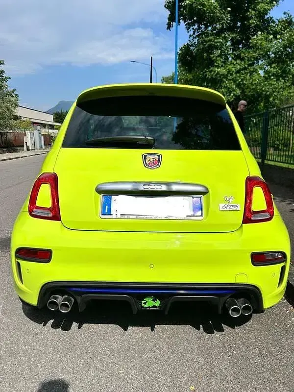 Usata Abarth 595 70th Anniversary 165 CV (121 kW) 2020 Verde
