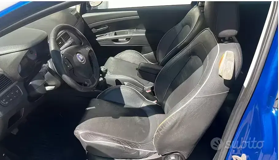 Usata Fiat Grande Punto Sport 131 CV (96 kW) 2007 Bluazzurro Utilitaria