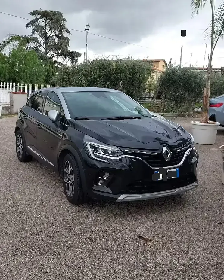 Usata Renault Captur 101 CV (74 kW) 2021 SUV