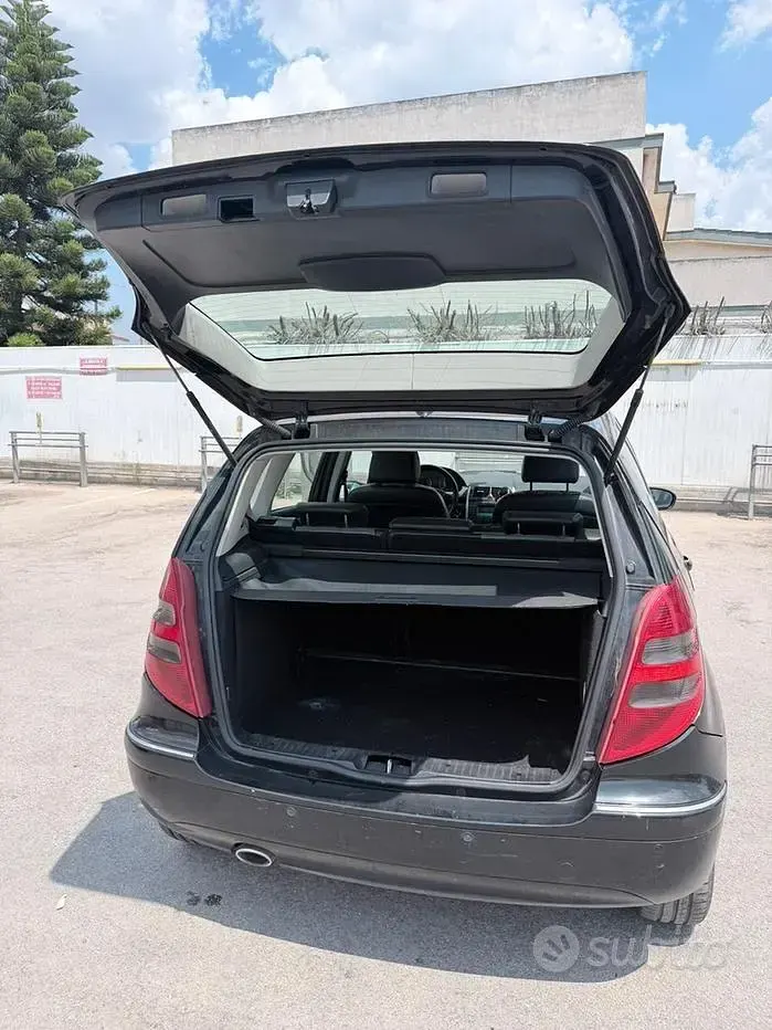 Usata Mercedes A180 2007 Nero Utilitaria