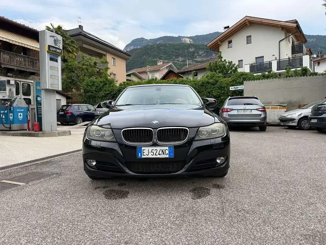 Usata BMW 320 Lifestyle 184 CV (135 kW) 2011 Berlina