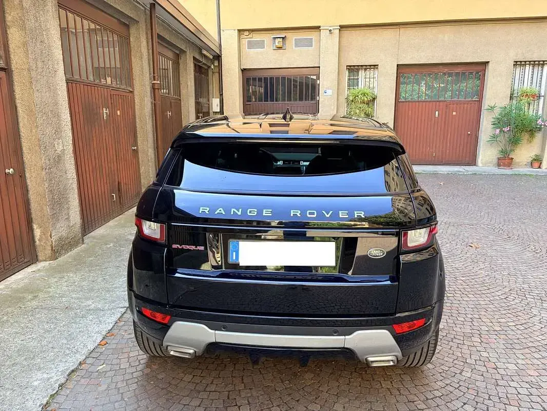 Usata Land Rover Range Rover evoque Dynamic 241 CV (177 kW) 2018 Nero SUV