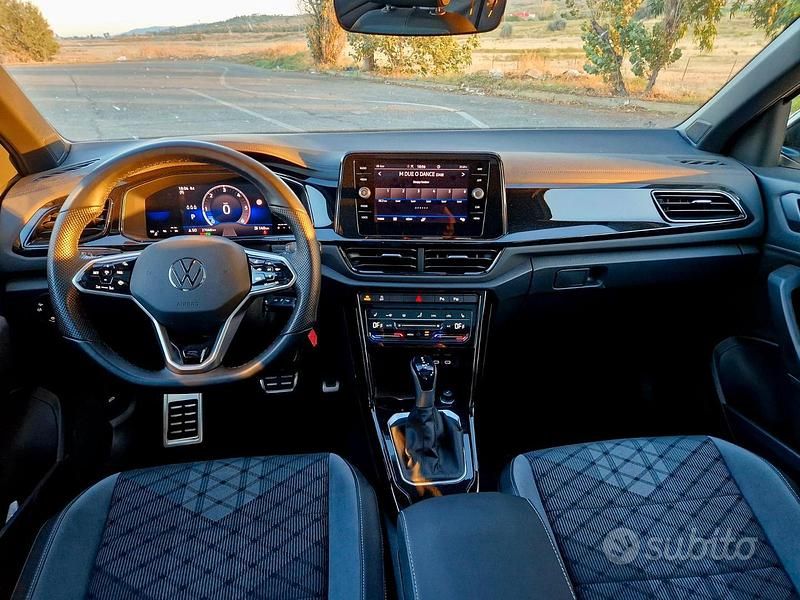 Usata VW T-Roc R-line 150 CV (110 kW) 2023 Bianco SUV