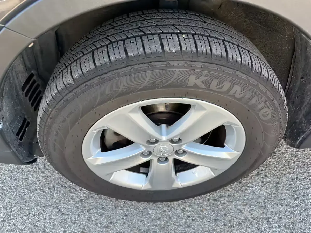 Usata Toyota RAV4 124 CV (91 kW) 2014 Grigio SUV