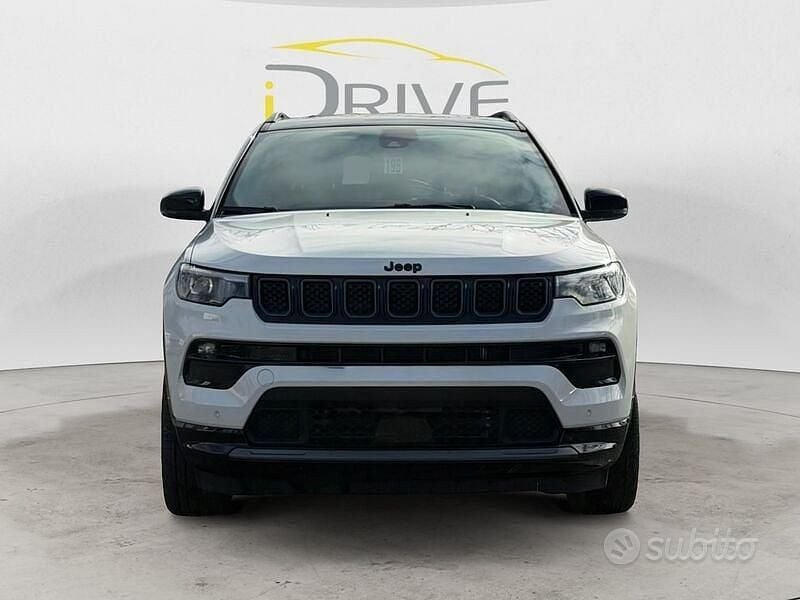 Usata Jeep Compass Summit 131 CV (96 kW) 2025 Bianco SUV