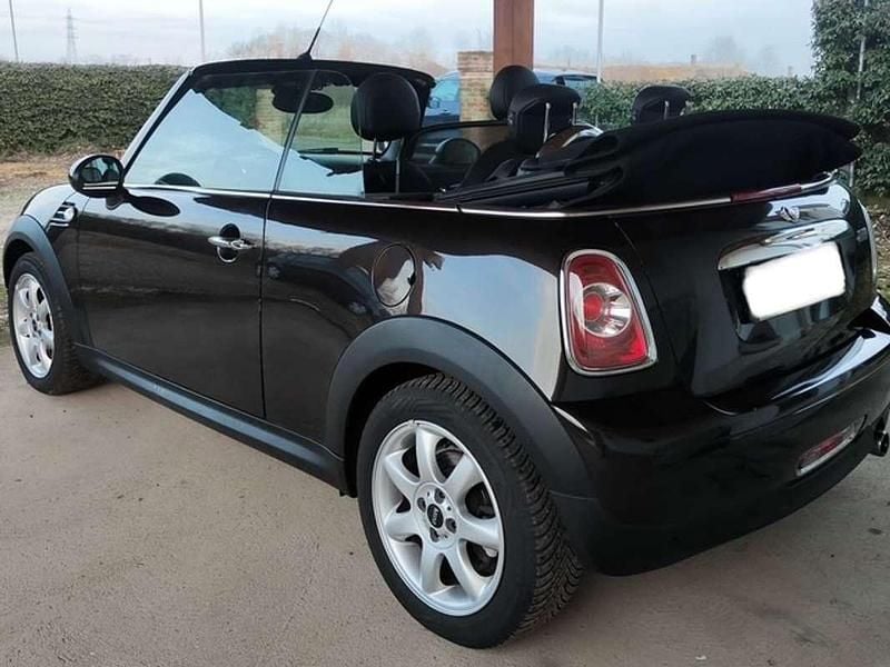 Usata Mini Cooper Cabriolet 122 CV (89 kW) 2014 Cabrio