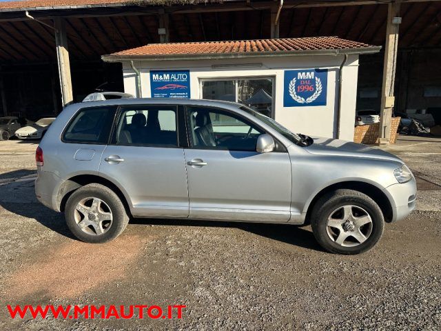 Argento Usata 2004 VW Touareg R SUV | 5000 € (Molto cara) - Immagine 1/4