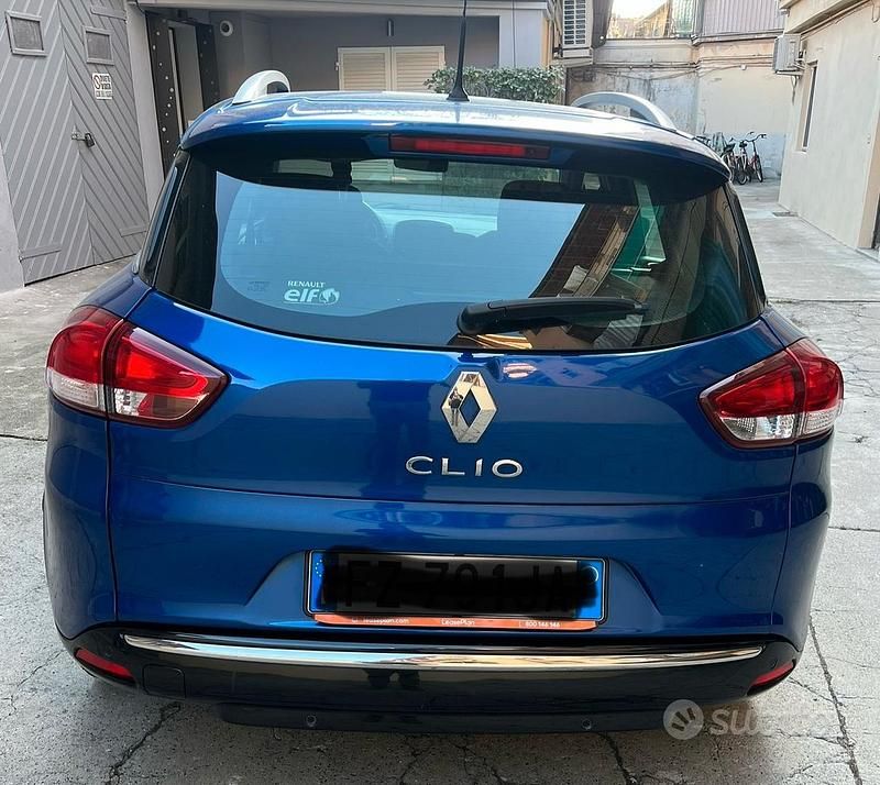 Usata Renault Clio GrandTour Zen 90 CV (66 kW) 2019 Blu Station wagon