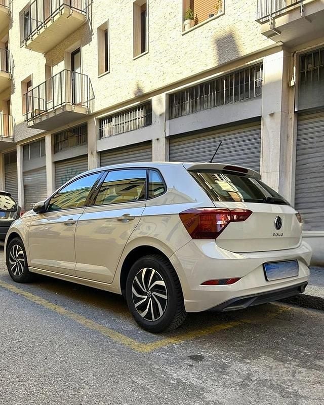 Usata VW Polo 80 CV (58 kW) 2023 Bianco Utilitaria