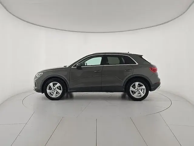 Usata Audi Q3 Advanced 150 CV (110 kW) 2025 Grigio SUV