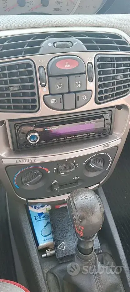Usata Lancia Ypsilon 60 CV (44 kW) 2003 Nero Utilitaria